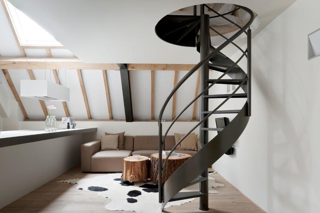 Cour 8 Lofts Guest House Маастрихт Стая снимка
