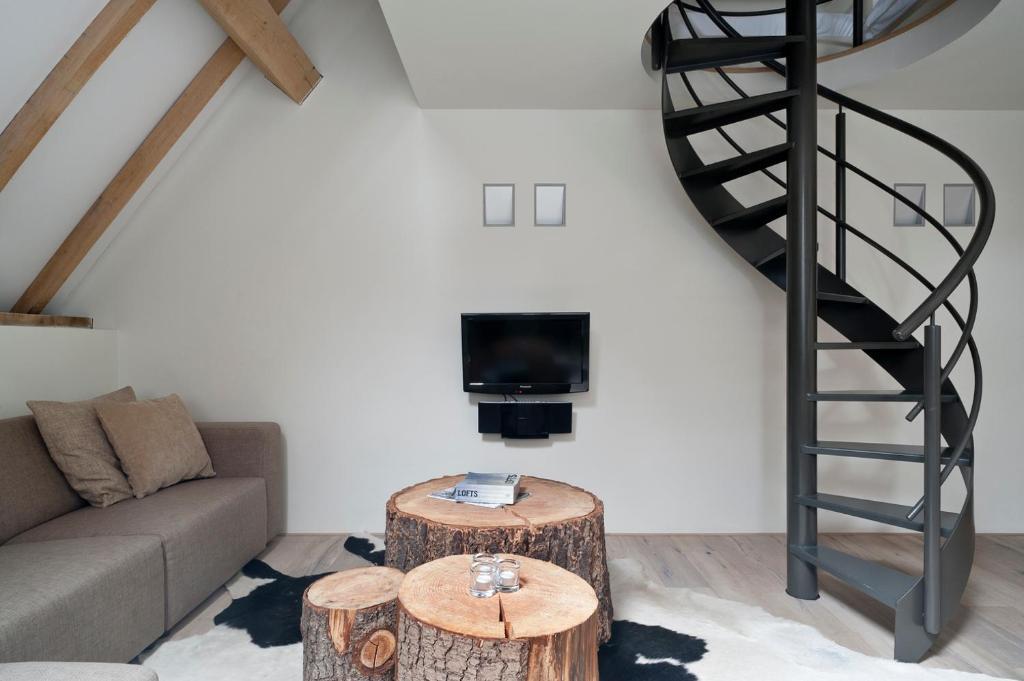 Cour 8 Lofts Guest House Маастрихт Стая снимка