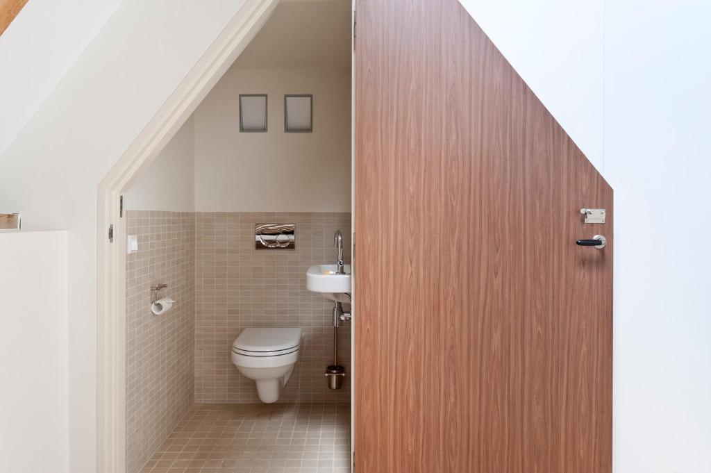 Cour 8 Lofts Guest House Маастрихт Екстериор снимка